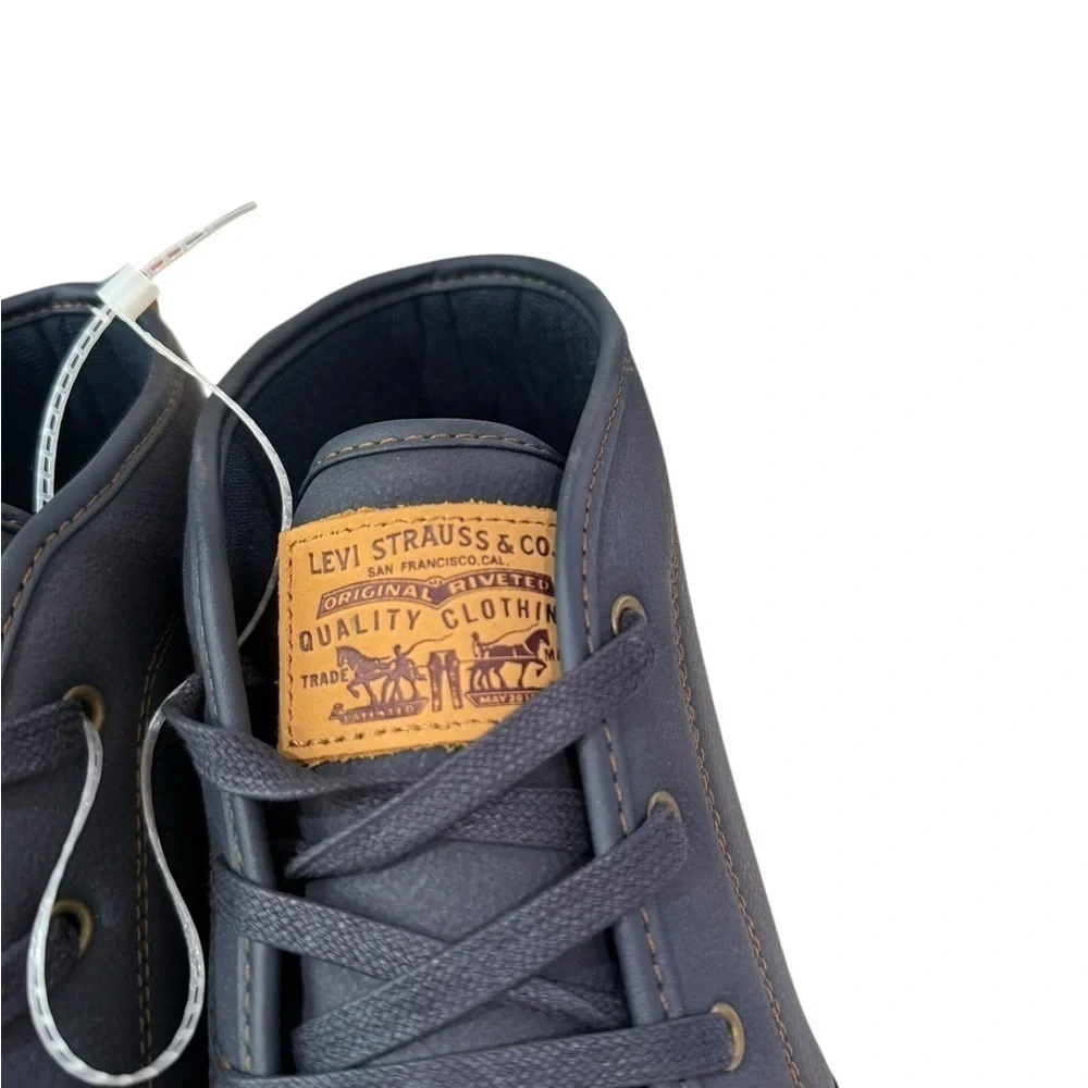 Levi’s Men’s Chukka Ankle Boots Size 10.5 Navy Blue Lace up Casual Dress up NWT